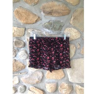 Floral knit lounge shorts
